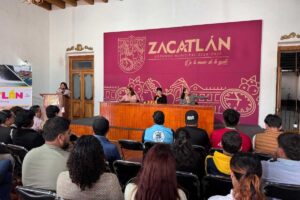 Entregan credenciales a touroperadoras de Zacatlán