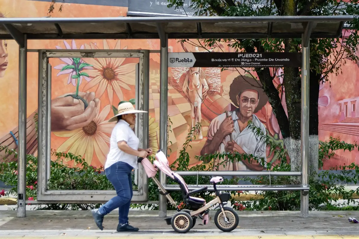 Concesión de paraderos del transporte en Puebla fue enviada a la Consejería Jurídica del gobierno