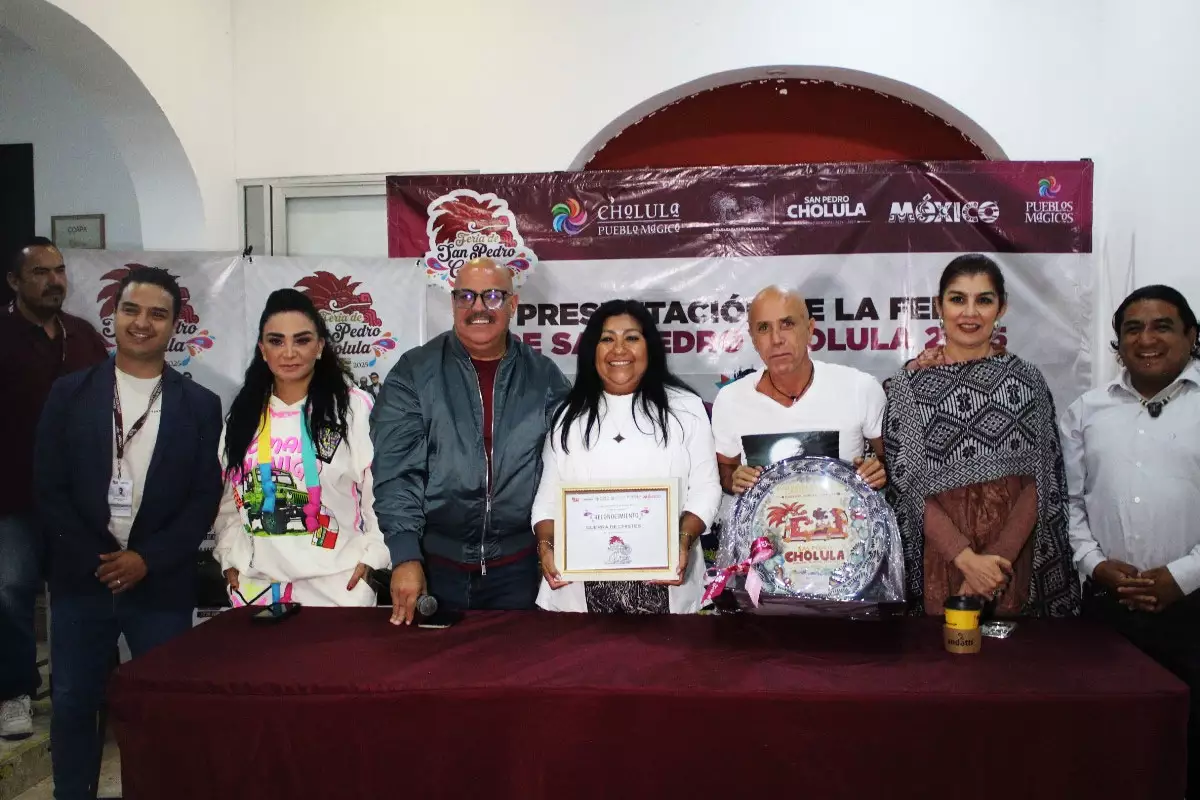 “Guerra de Chistes” llena de humor la Gran Feria de Cholula 5 Guerra de Chistes llena de humor la Gran Feria de Cholula 5