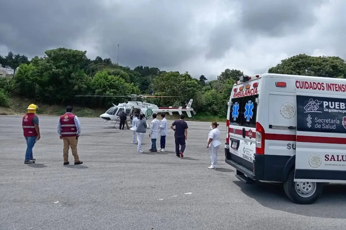 Helicoptero traslado a bebe herido en Naupan por bala perdida Armenta 1