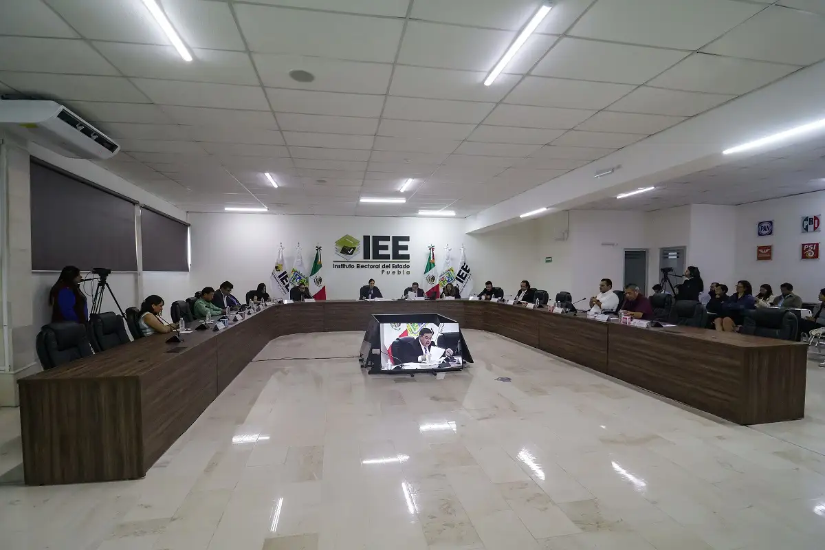 IEE avala asambleas en 23 distritos de Puebla para conformar el partido Fuerza Obradorista 2 IEE avala asambleas en 23 distritos de Puebla para conformar el partido Fuerza Obradorista