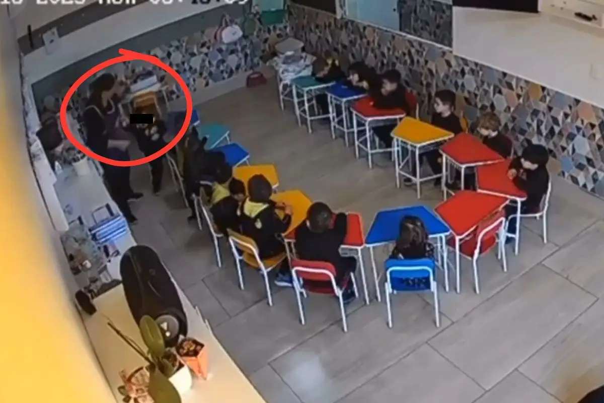 VIDEO: Maestra de kínder golpea a un niño de 4 años y le tira un diente