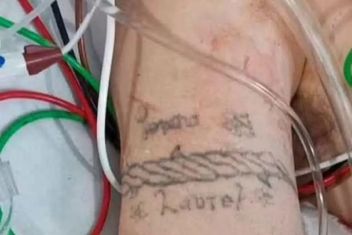 Mujer del tatuaje Laurel falleció sola