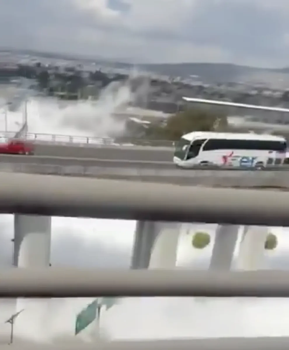 Poblanos que viajaban en Estrella Roja se salvan en explosión de una pipa en la CDMX