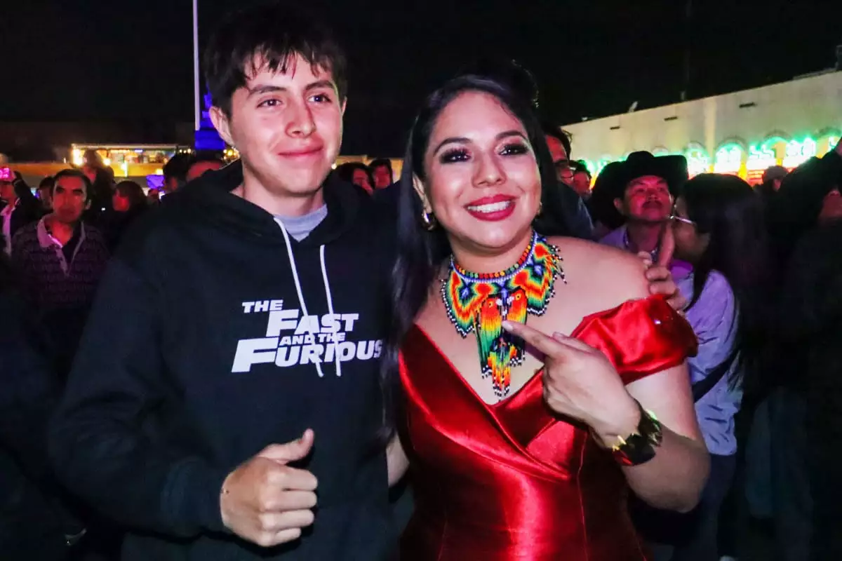 Tonantzin Fernandez encabeza el Grito de Independencia en San Pedro Cholula 7