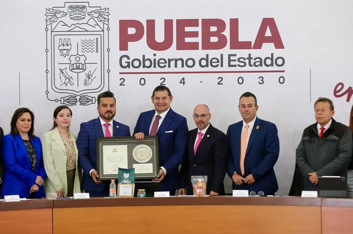“Viernes muy Mexicano” arranca en Puebla, impulsa consumo local y reactiva mercado interno 1 “Viernes muy Mexicano” arranca en Puebla, impulsa consumo local y reactiva mercado interno