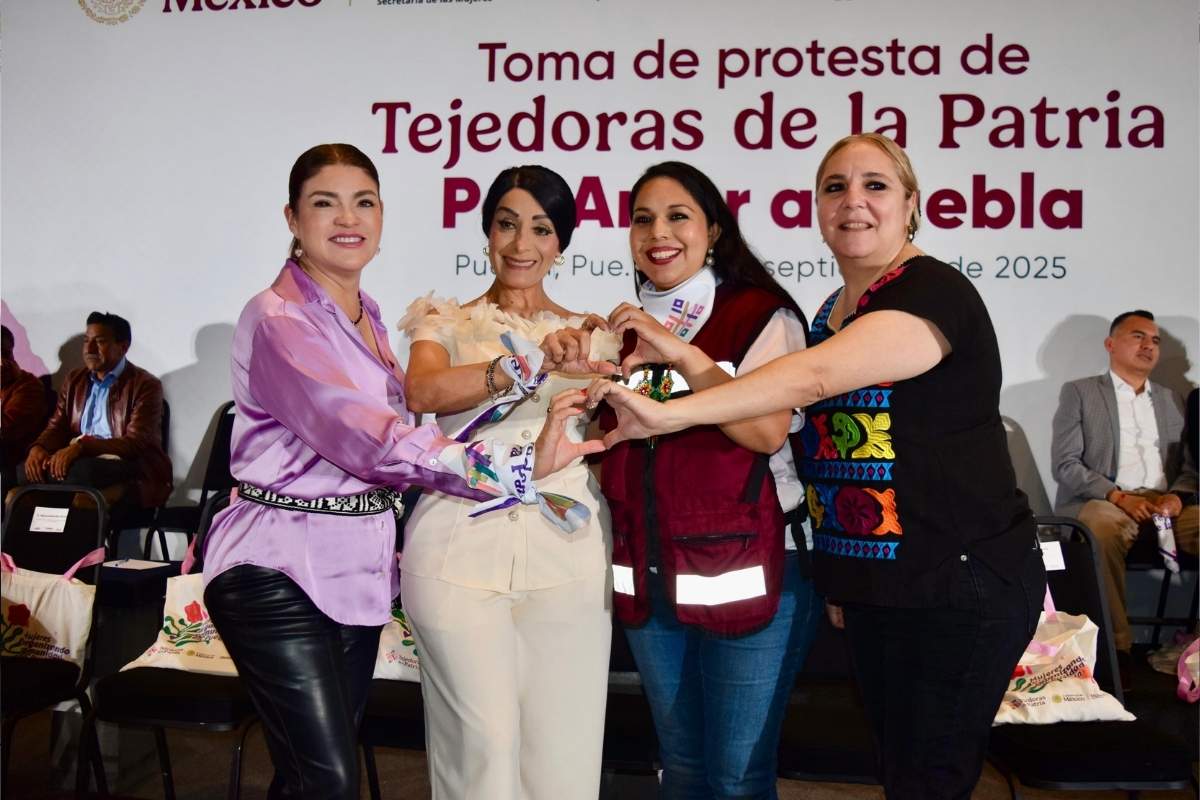 Zacatlán se suma a las Tejedoras de la Patria “Por amor a Puebla”