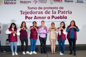 Zacatlán se suma a las Tejedoras de la Patria “Por amor a Puebla”