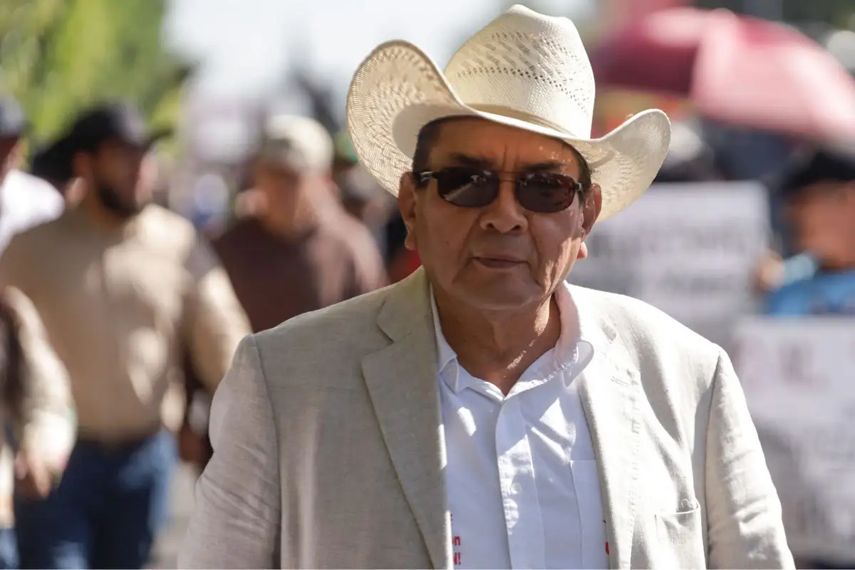 “Quemar autobuses no es respuesta al diálogo”, exige Armenta a Simitrio que respete la ley en Puebla 2 Alejandro Armenta exige a Simitrio