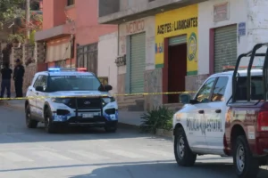 Balearon a familia en Tehuacán; muere bebé y su papá