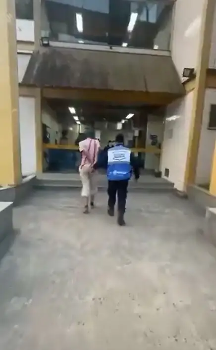 Detienen a delincuente vestido del Chavo del 8