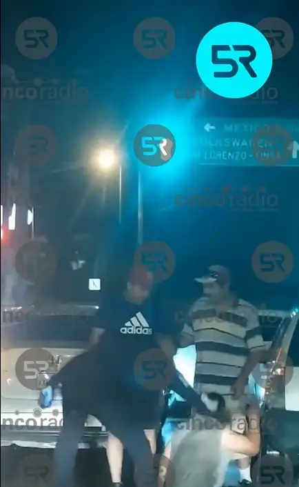 Automovilistas se agarran a golpes en el puente de Finsa