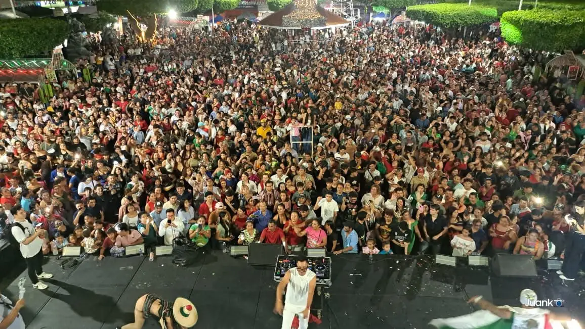Grito de Independencia en Chiapas se viraliza por bailarina
