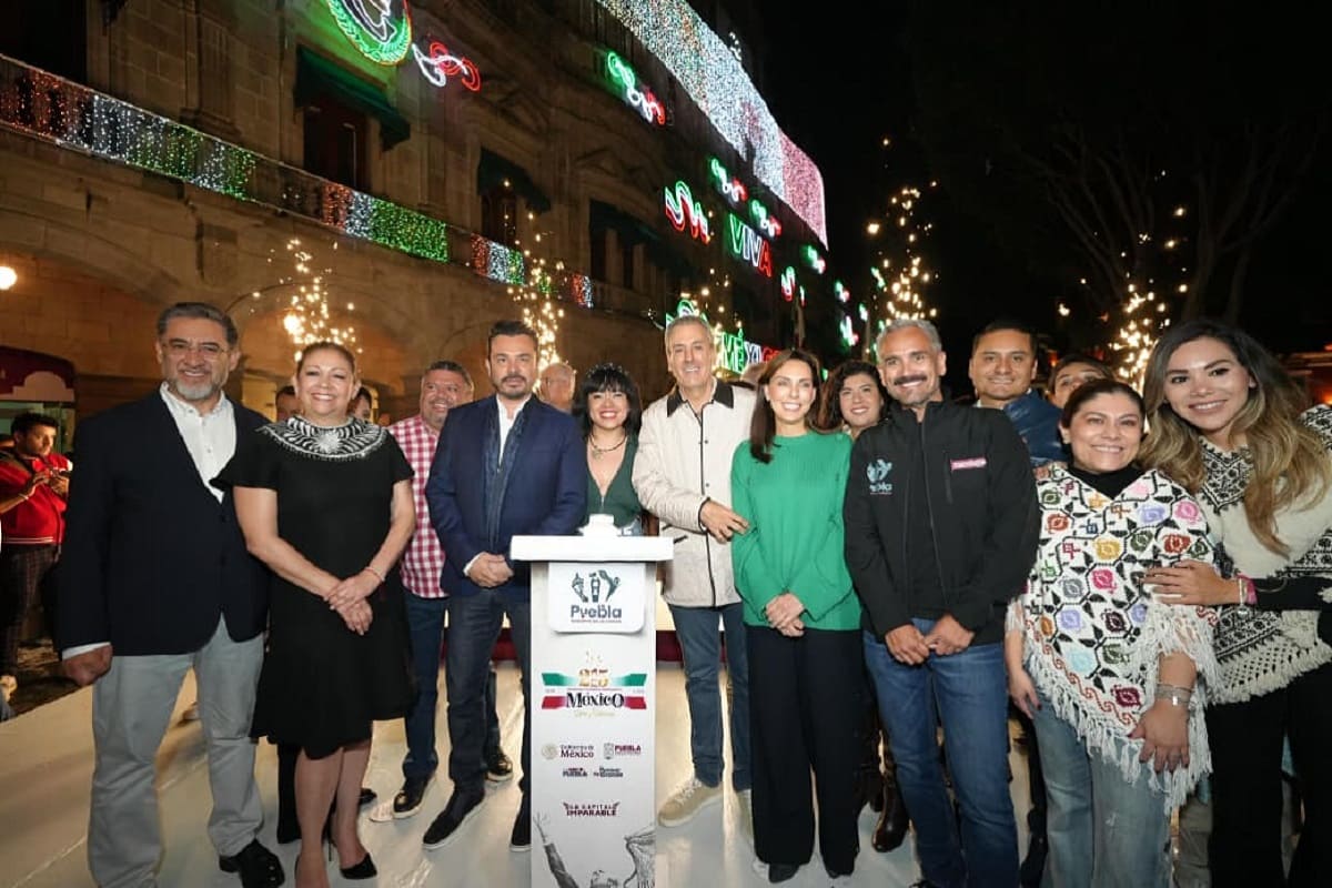 Pepe Chedraui iluminó el primer cuadro de la ciudad por las Fiestas Patrias 2025 1 pepe chedraui fiestas patrias 2025