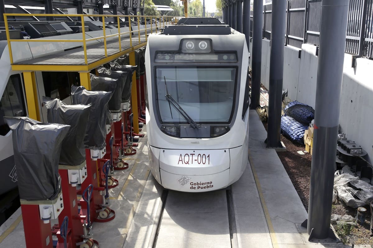 Gobierno de Puebla invertirá 61 mdp en los estudios de factibilidad para el tren eléctrico Puebla-Atlixco 1 estudios de factibilidad para el tren eléctrico Puebla-Atlixco