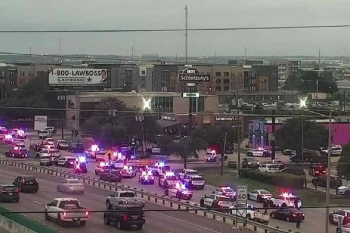 Tiroteo en oficina de ICE en Dallas deja al menos dos muertos y heridos 1 Tiroteo en oficina de ICE en Dallas deja al menos dos muertos y heridos