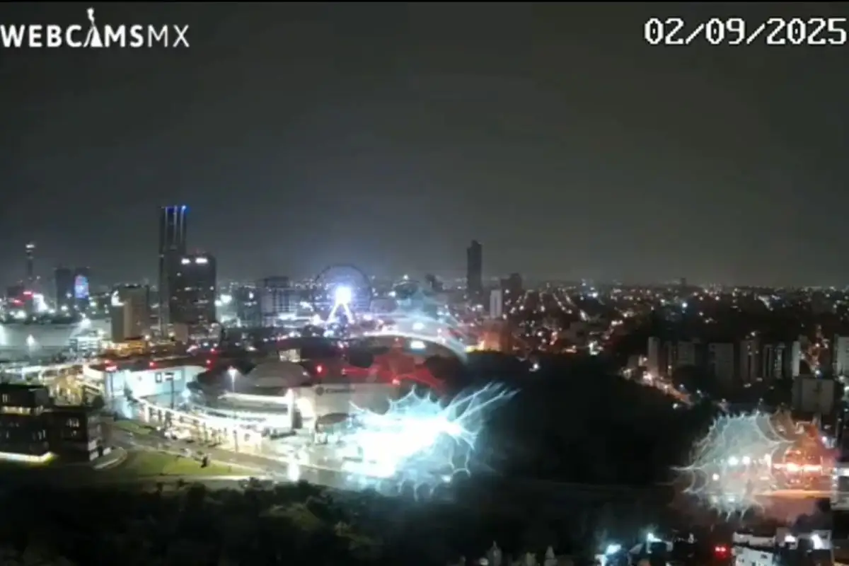 (VIDEO) Trueno cimbra a Puebla durante la madrugada 1 trueno cimbró a Puebla