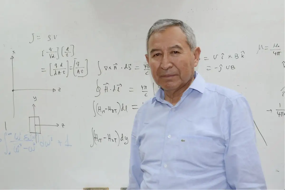 Colaboración científica en la BUAP para dar certeza teórica a propuestas experimentales