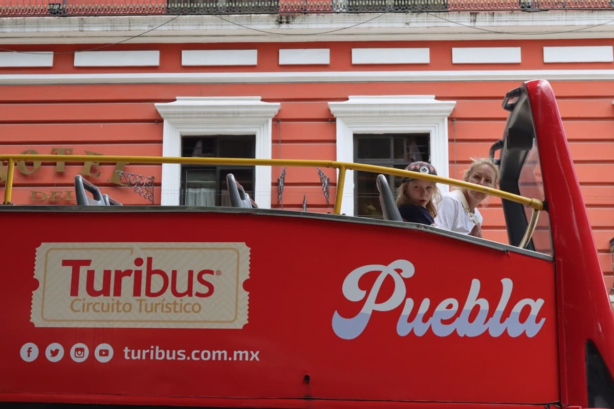 Cómo puedes subirte por 50 pesos al Turibus de Puebla y redescubrir la ciudad