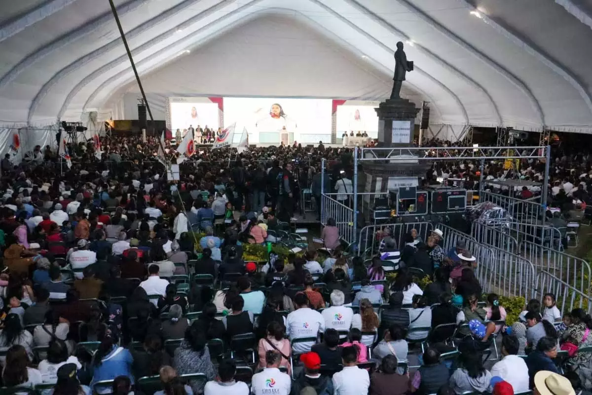 Con el respaldo de miles de cholultecas rinde Tonantzin Fernandez su primer Informe de Gobierno de compromisos cumplidos 2