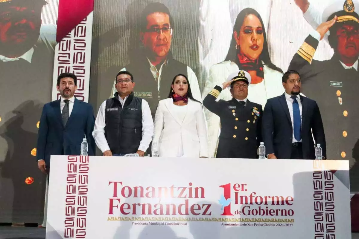 Con el respaldo de miles de cholultecas rinde Tonantzin Fernandez su primer Informe de Gobierno de compromisos cumplidos 5