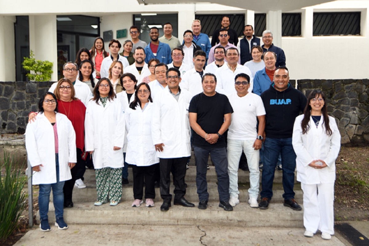 El posgrado en Dispositivos Semiconductores celebra cuatro décadas de trabajo científico 1 El posgrado en Dispositivos Semiconductores celebra cuatro décadas de trabajo científico