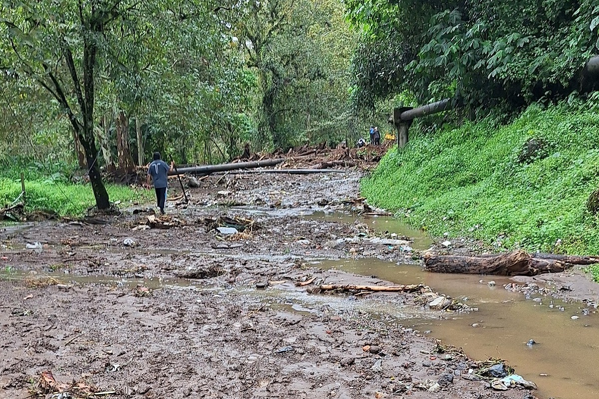 Encuentran el cuerpo de una mujer arrastrada por las lluvias en Huauchinango