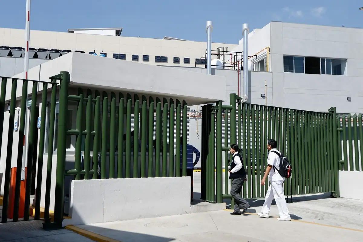 Estas son las vacantes en el Hospital San Alejandro con sueldos hasta de 18 mil pesos