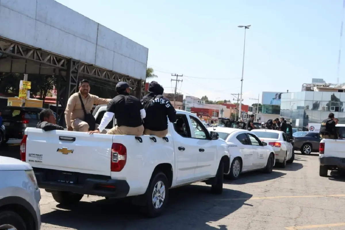 Fiscalía de Puebla encuentra autopartes robadas en negocios de la 46 Poniente