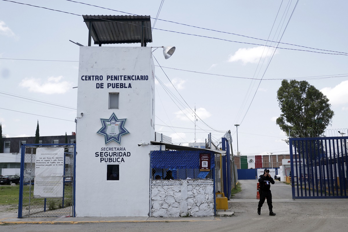 Hallan sin vida a interno en el penal de San Miguel; presentaba signos de violencia 1 Hallan sin vida a interno en el penal de San Miguel