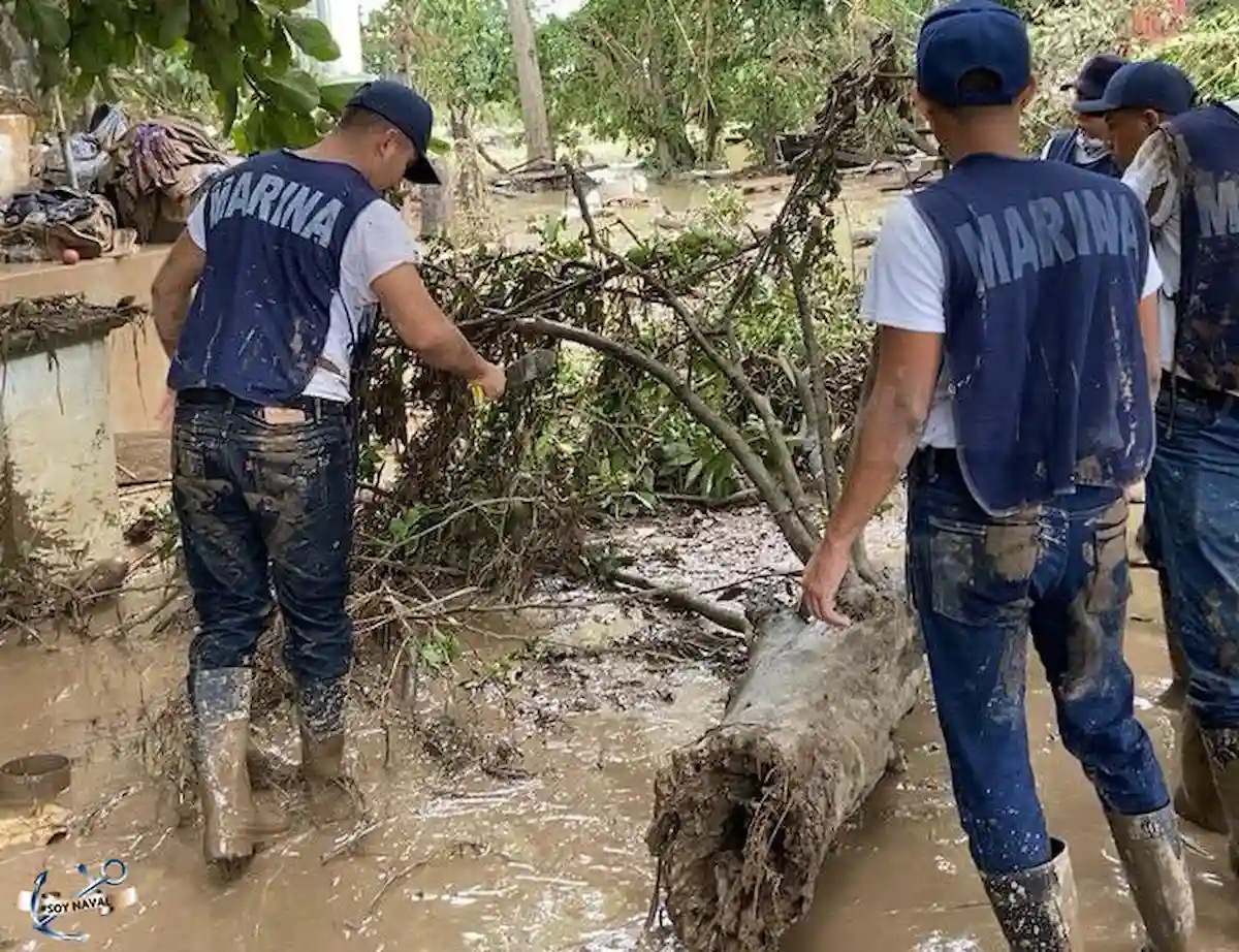 Hallan sin vida a mujer arrastrada por deslave en Huauchinango