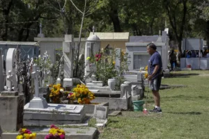 En Puebla capital sólo hay 78 fosas disponibles de más de 37 mil 600 en panteones