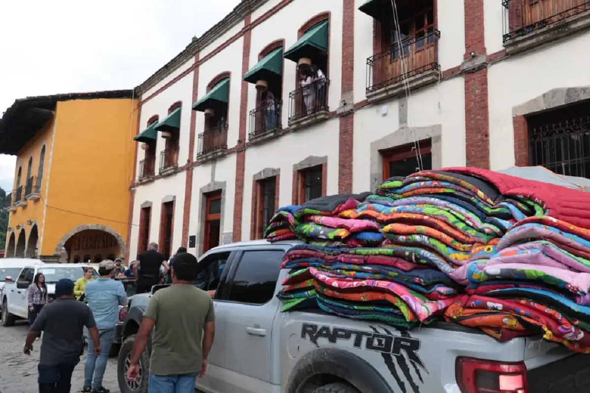 Mantienen diputadas y diputados cercanía y apoyo a personas afectadas por las lluvias