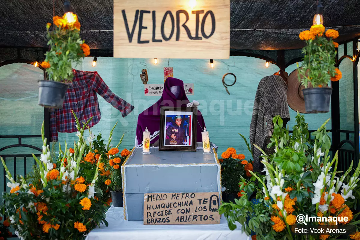 Colocan ofrenda a Medio Metro de Puebla en Huaquechula