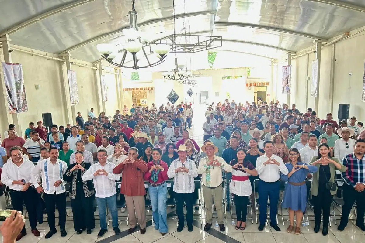 Presenta diputado Rosalío Zanatta Primer Informe Legislativo; destaca presentación de 47 propuestas a favor de la población 4 Presenta diputado Rosalío Zanatta Primer Informe Legislativo; destaca presentación de 47 propuestas a favor de la población