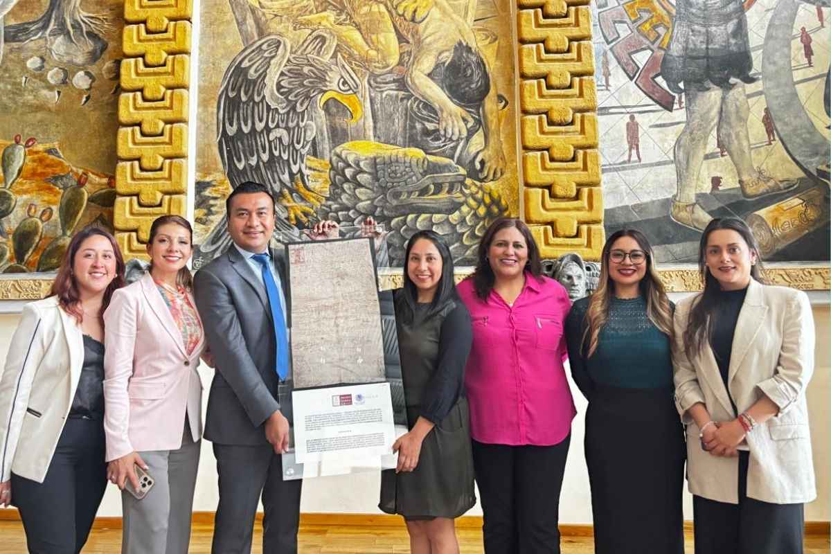 Roberto Solís celebra el regreso histórico de la "Proclamación de Huejotzingo" de 1554 1 Roberto Solís celebra el regreso histórico de la Proclamación de Huejotzingo de 1554