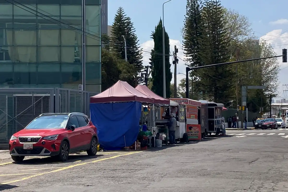 San Alejandro aún no abre, pero ya llegaron los ambulantes 2 San Alejandro se convierte en punto de ambulantes