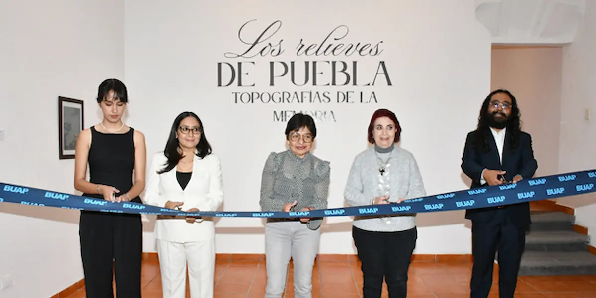 Se inaugura la exposición “Los relieves de Puebla. Topografías de la memoria”