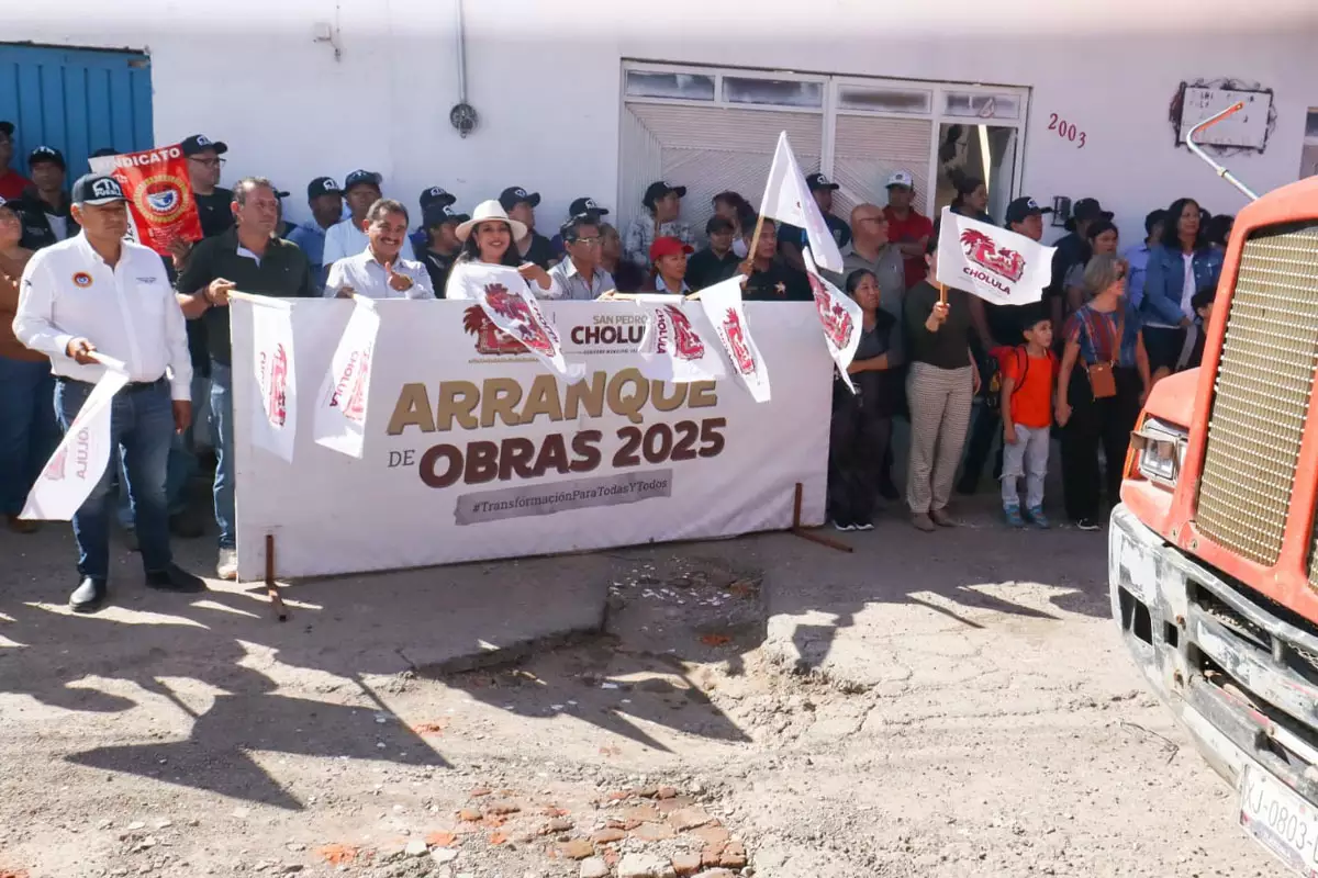 Seguiremos dignificando las vialidades de todo San Pedro Cholula Tonantzin Fernandez 1