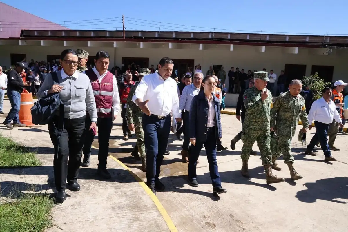 Claudia Sheinbaum recorrió Huauchinango y La Ceiba: visita a damnificados por lluvias 1 Sheinbaum recorrió Huauchinango