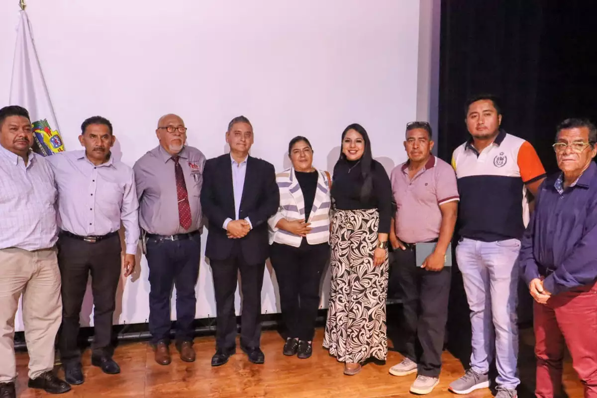 Tonantzin Fernandez en sesion de Coplademun 1