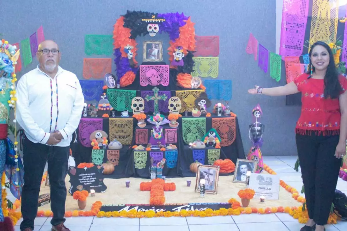 Tonantzin Fernández inaugura el Corredor de Ofrendas en el Complejo Cultural 10 Tonantzin Fernandez inaugura el Corredor de Ofrendas en el Complejo Cultural 5