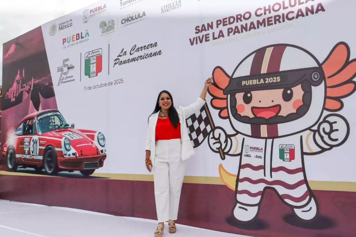 Tonantzin Fernandez marca un hecho historico con el regreso de La Carrera Panamericana a Cholula 1