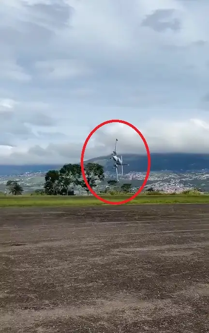 Avioneta se desplomó en Venezuela tras despegar