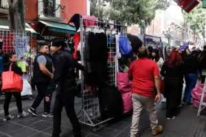 Ayuntamiento de Puebla recaudó por permisos a ambulantes