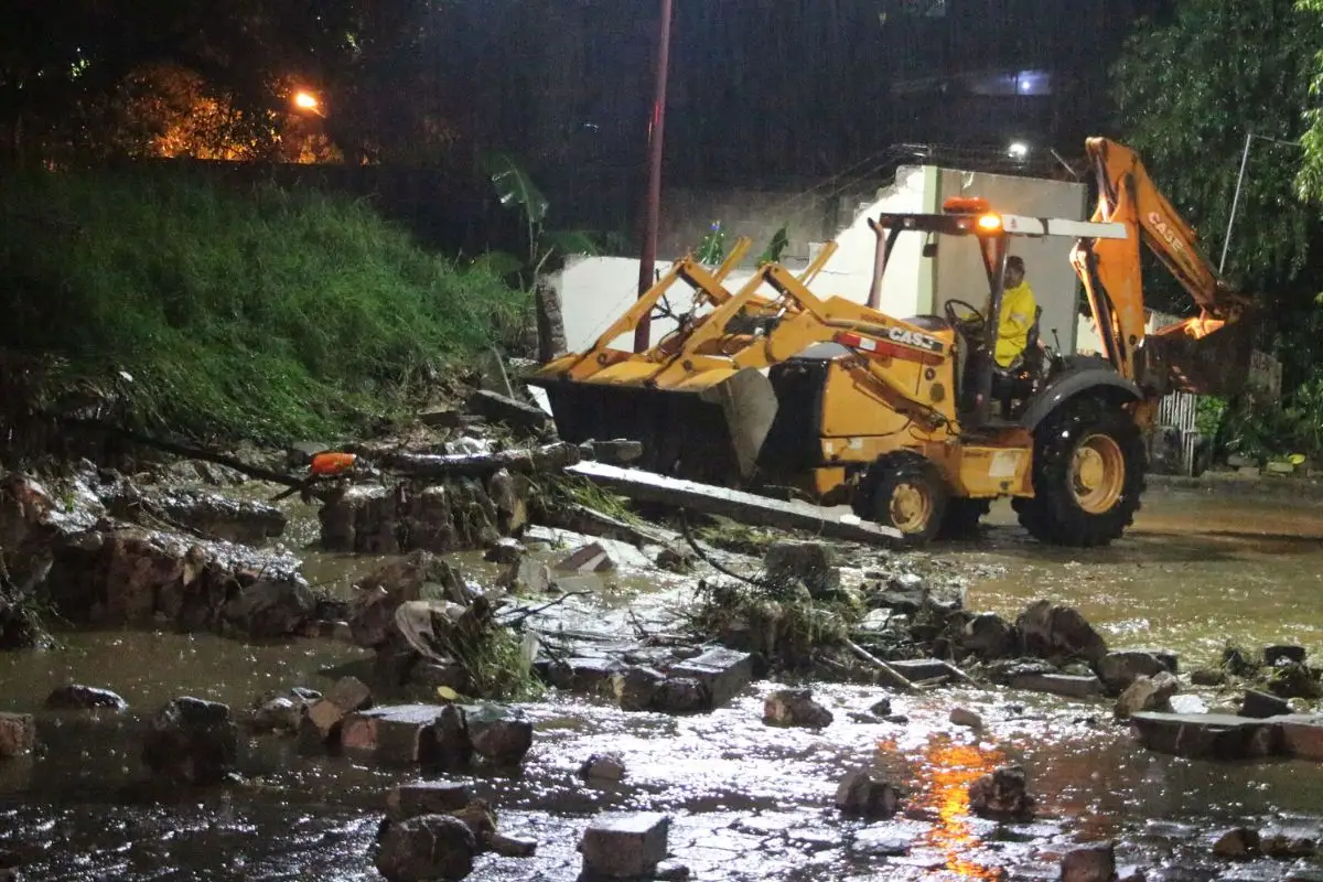 Derrumbes en Zacatlán son provocados por tormenta tropical Jerry