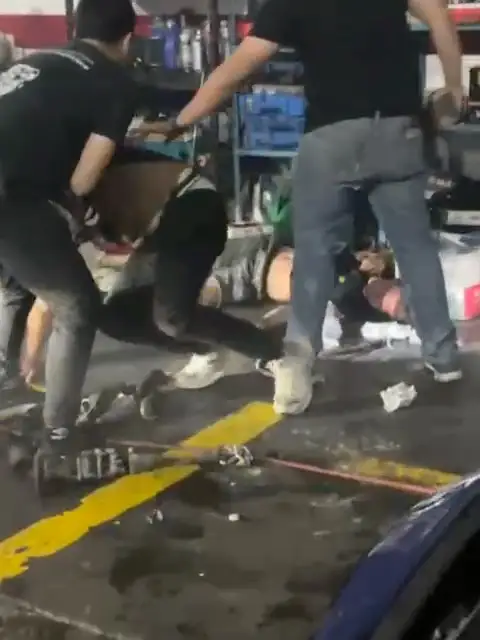 Golpean a creador de contenido dentro de su propio taller de autos en Puebla 2 golpean a José Salva