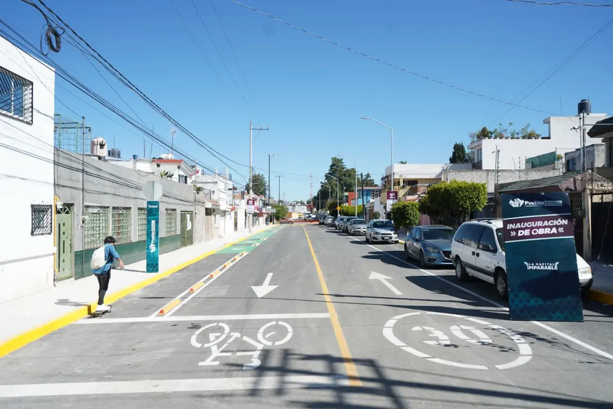 Entrega Gobierno de la Ciudad infraestructura vial en la colonia Aquiles Serdán