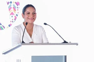 Lupita Cuautle rindió su primer informe en San Andrés Cholula
