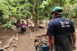 Pahuatlán y Tlacuilotepec continúan incomunicados